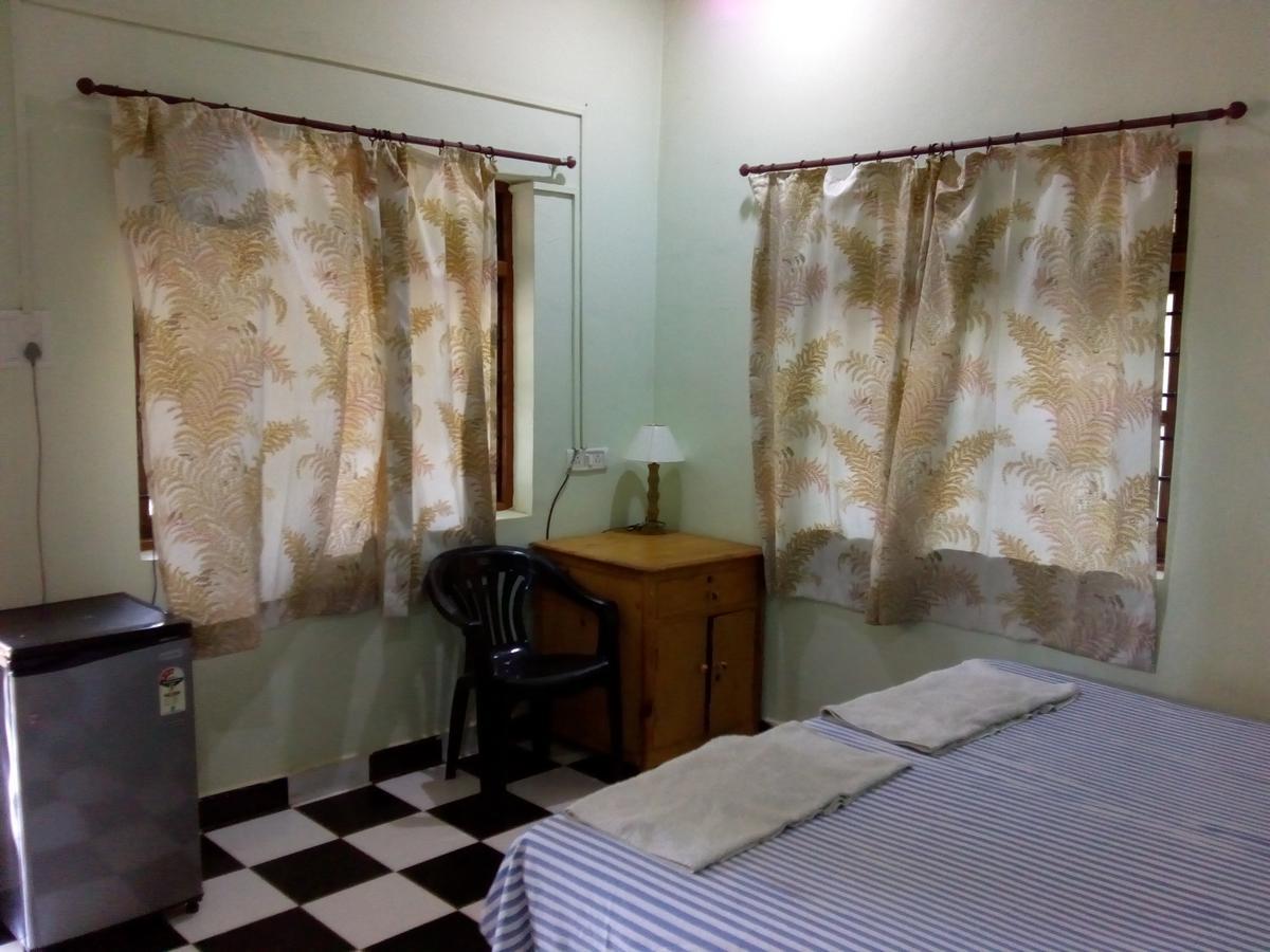 White Negro Beach Resort